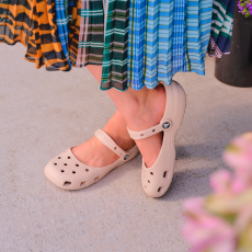 Crocs Buy 1 Get 1 Offer Coupon Code – Limited Time BOGO Deal
